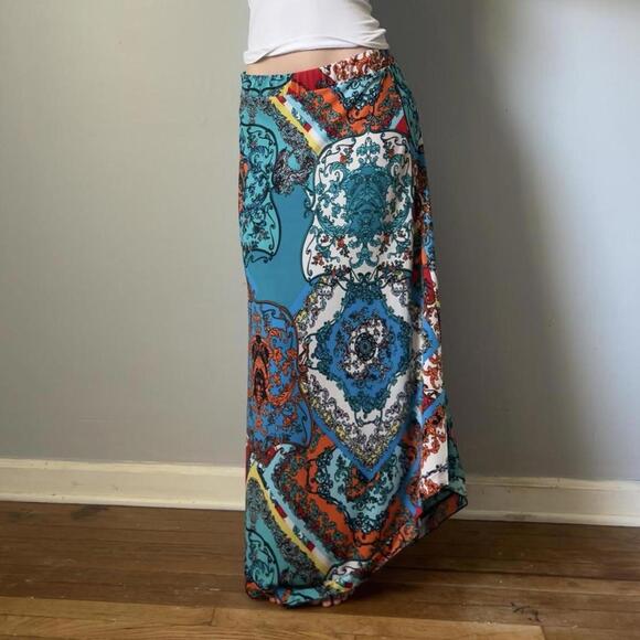 Dresses & Skirts - boho paisley and floral maxi skirt